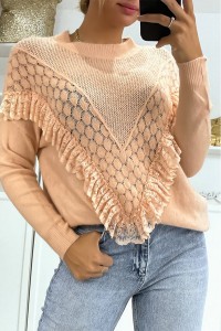 Chic pink sweater with lace