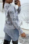 Short gray sweater with love writing
