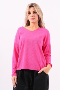 Loose fuchsia jumper