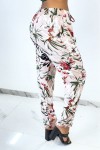 Fluid cigarette pink pants with magnificent colorful flowers