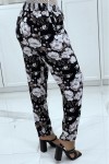 Pantalon fluide gris à motif floral