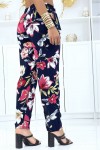 Navy pants with floral pattern, fluid elastic at the waist