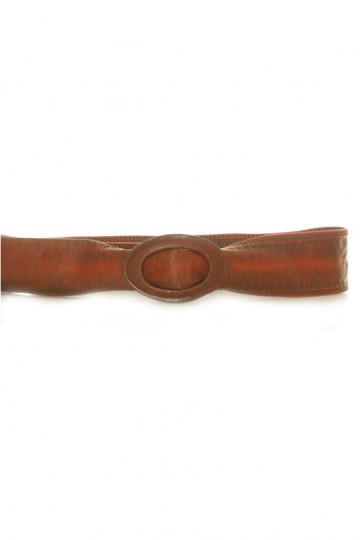 Burgundy faux leather belt Closure