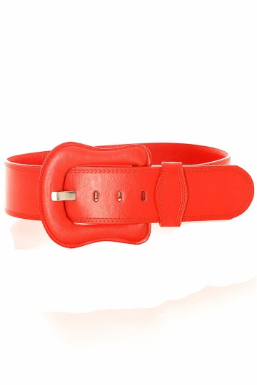 Big red belt with buckle of the same material.