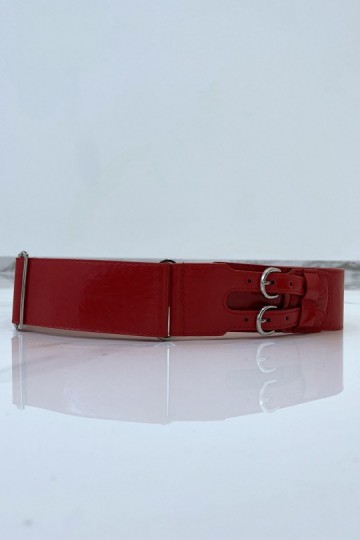 Cinturón rojo de piel sintética con doble hebilla de metal