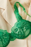 Ensemble de lingerie vert en dentelle