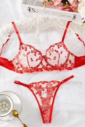 Red Heart pattern lingerie set
