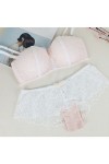 Ensemble lingerie soutien-gorge bustier et shorty tanga en dentelle, blanc et rose clair