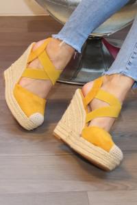 Sandales à talons compensées jaunes