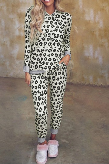 Pijama de leopardo