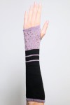 Pair of mittens long, in different colors