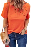 Camiseta naranja con agujero