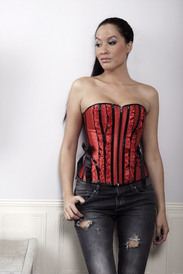 Corset with gathers and bows